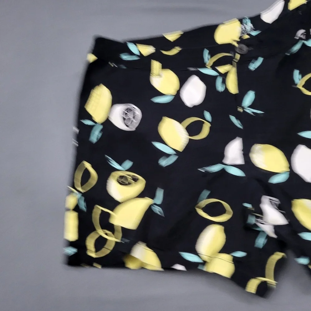 ana‎ A New Approach Women Black Lemon Print Twill Shorts Size 16 Fruit Summer
